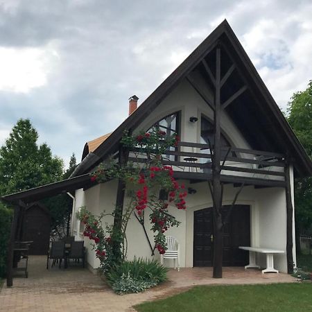 Vila Rozsa Porta Vonyarcvashegy Exteriér fotografie